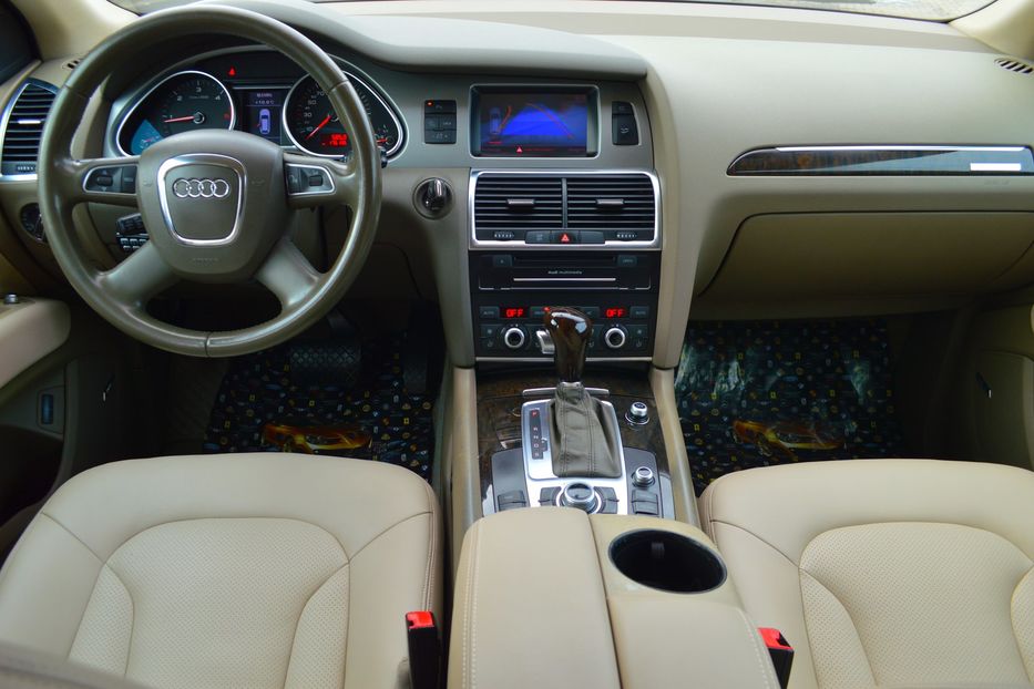 Продам Audi Q7 2010 года в Одессе
