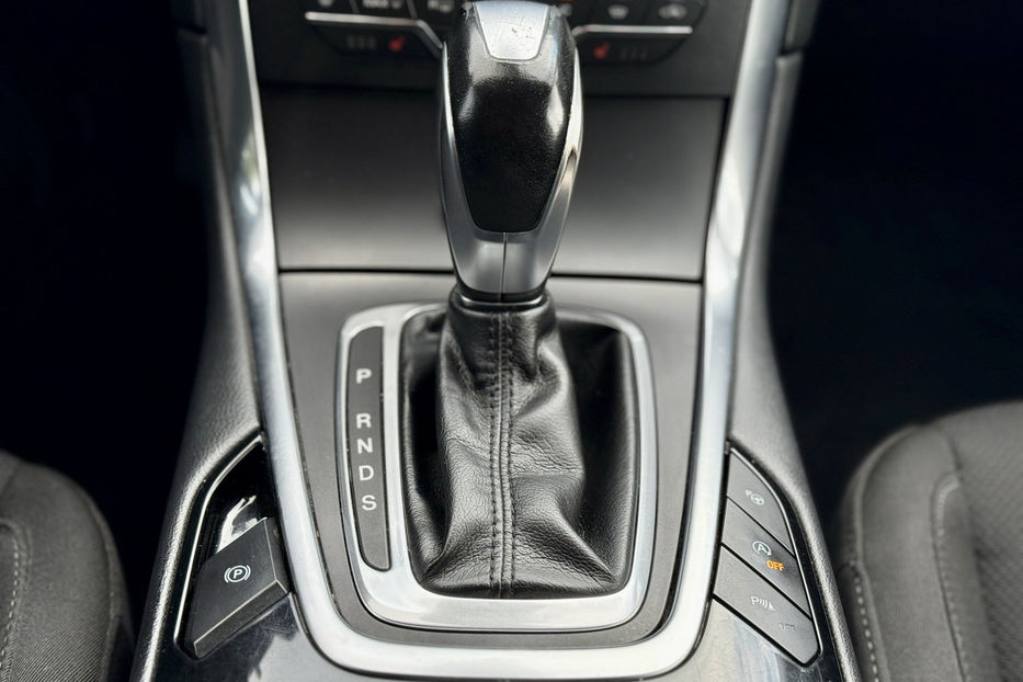 Продам Ford S-Max 2015 года в Киеве