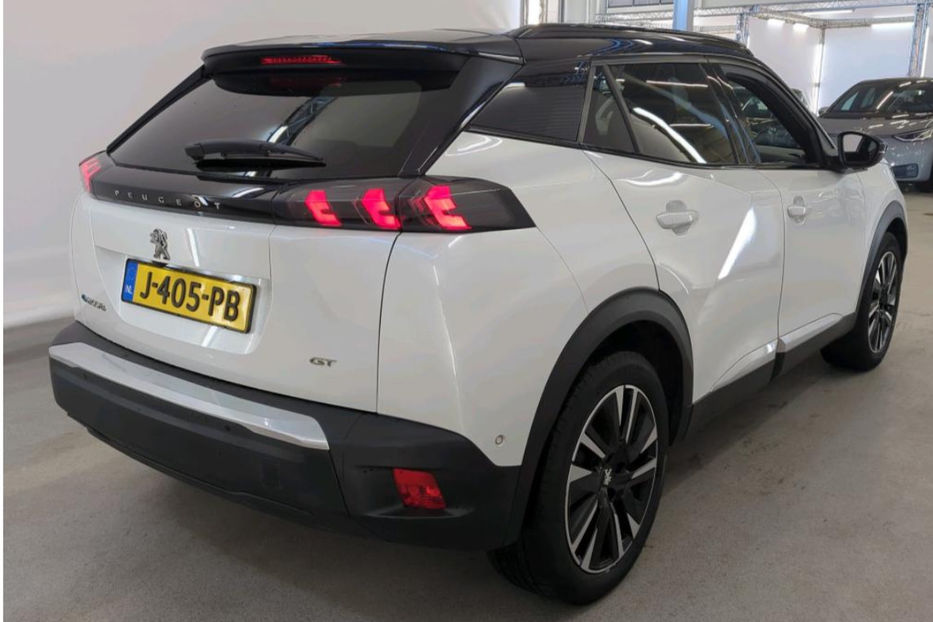 Продам Peugeot 2008 GT EV 50 KW авто в дорозі  2020 года в Львове