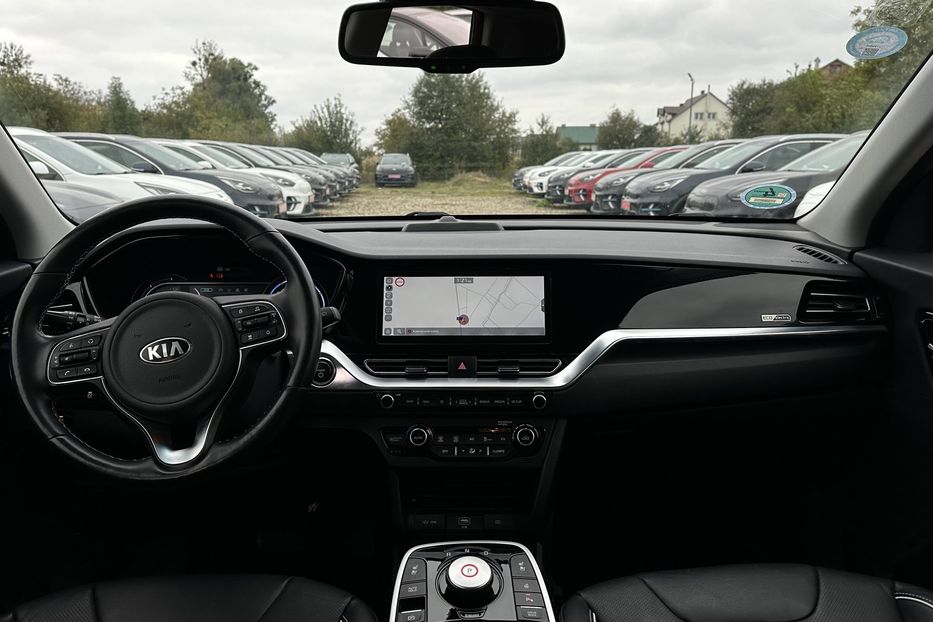 Продам Kia Niro 64 кВт Макс. комплектація 2020 года в Львове