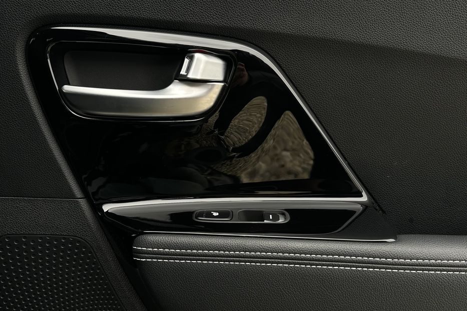 Продам Kia Niro 64 кВт Макс. комплектація 2020 года в Львове