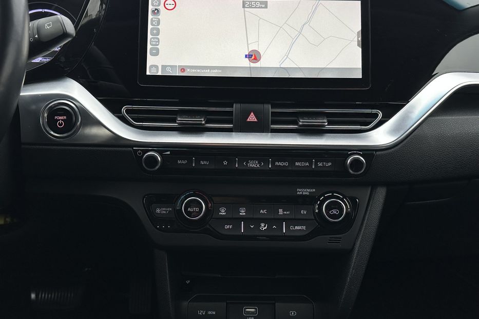 Продам Kia Niro 64 кВт Макс. комплектація 2020 года в Львове