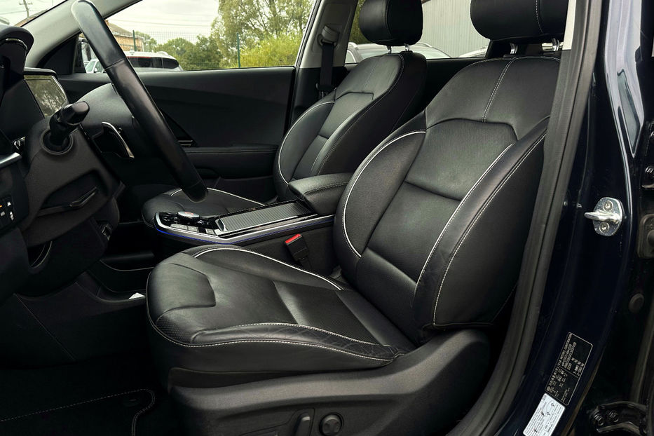 Продам Kia Niro 64 кВт Макс. комплектація 2020 года в Львове