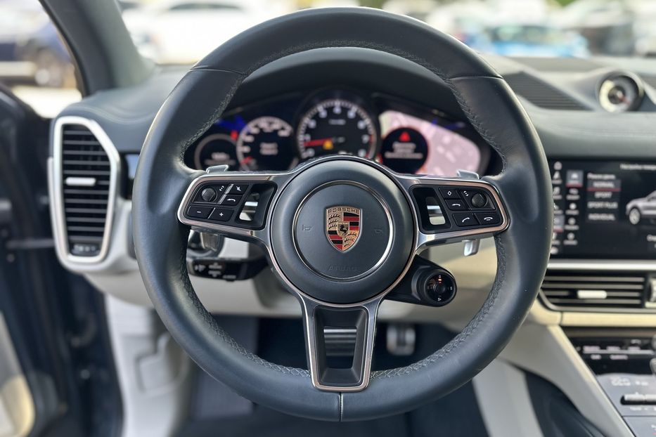 Продам Porsche Cayenne S 2019 года в Киеве