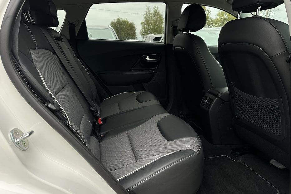 Продам Kia Niro 64 кВт Макс. комплектація 2021 года в Львове