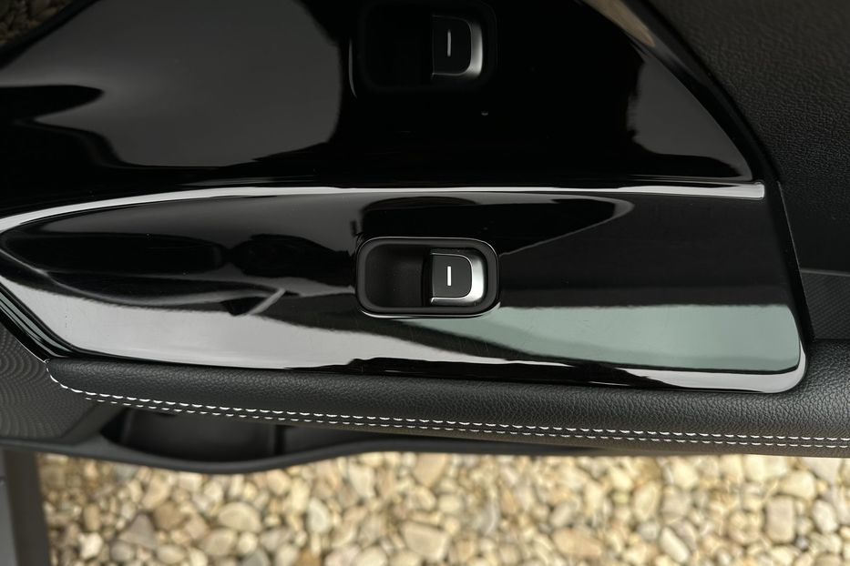 Продам Kia Niro 64 кВт Макс. комплектація 2021 года в Львове
