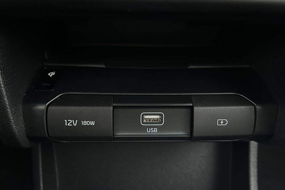 Продам Kia Niro 64 кВт Макс. комплектація 2021 года в Львове