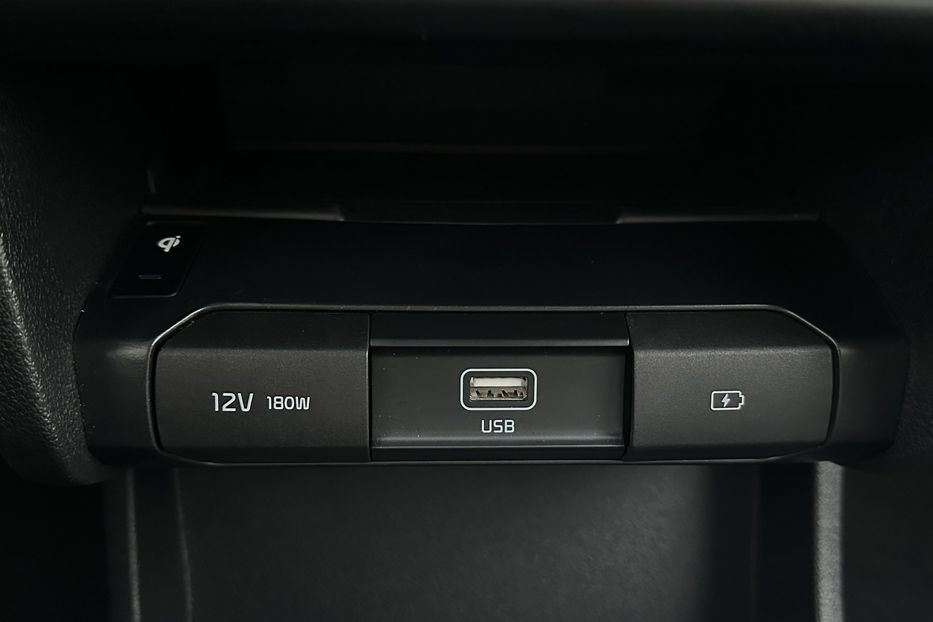 Продам Kia Niro 64 кВт Макс. комплектація 2021 года в Львове