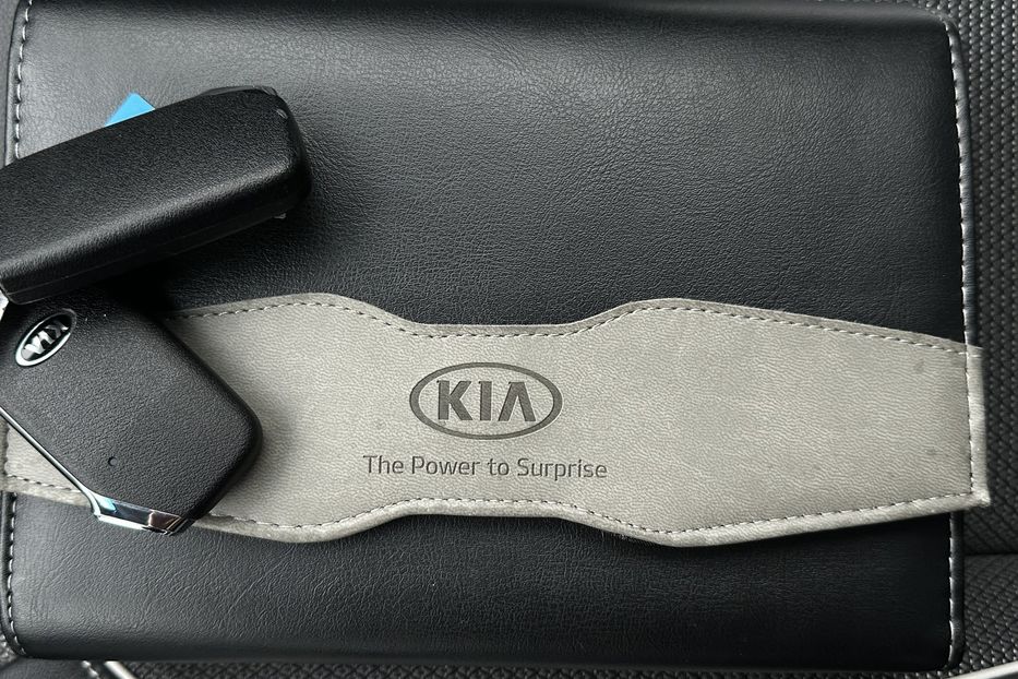 Продам Kia Niro 64 кВт Макс. комплектація 2021 года в Львове