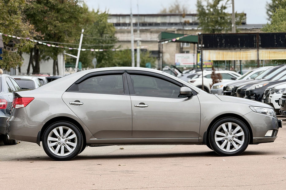 Продам Kia Cerato 2011 года в Киеве