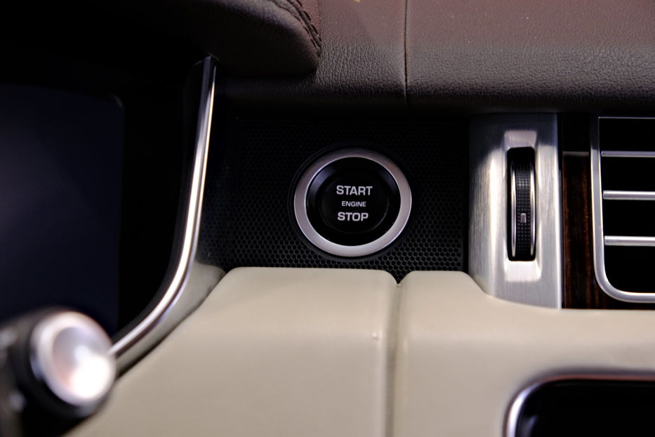 Продам Land Rover Range Rover Vogue 2014 года в Одессе