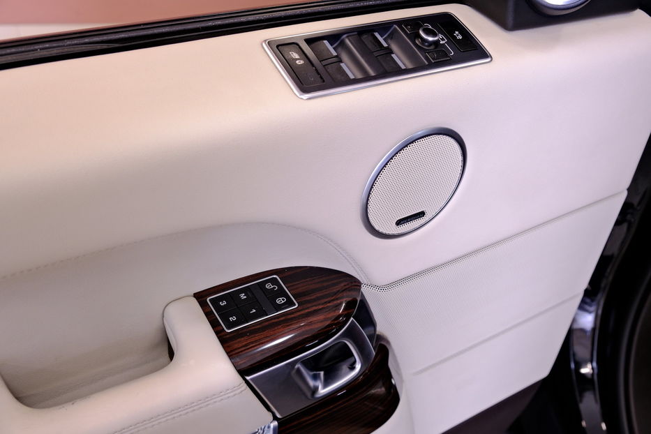 Продам Land Rover Range Rover Vogue 2014 года в Одессе