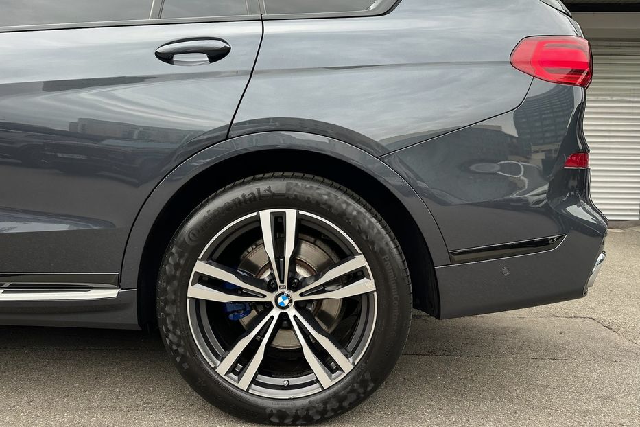Продам BMW X7 30d M package  2020 года в Киеве