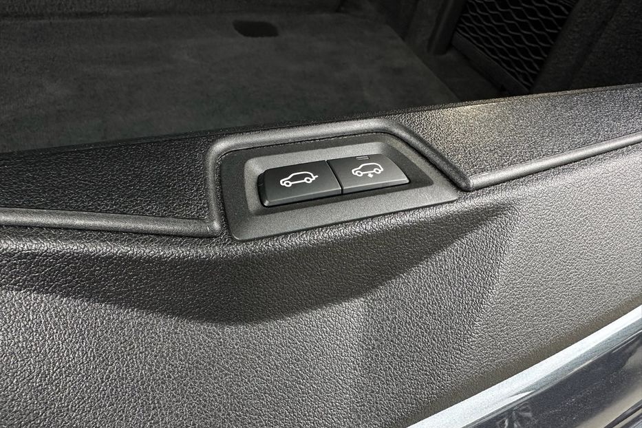 Продам BMW X7 30d M package  2020 года в Киеве