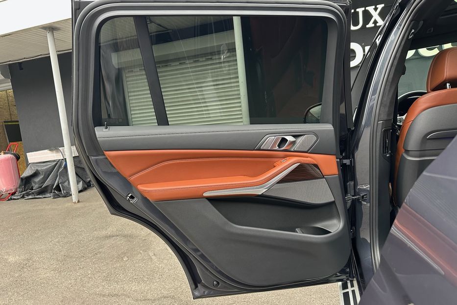 Продам BMW X7 30d M package  2020 года в Киеве