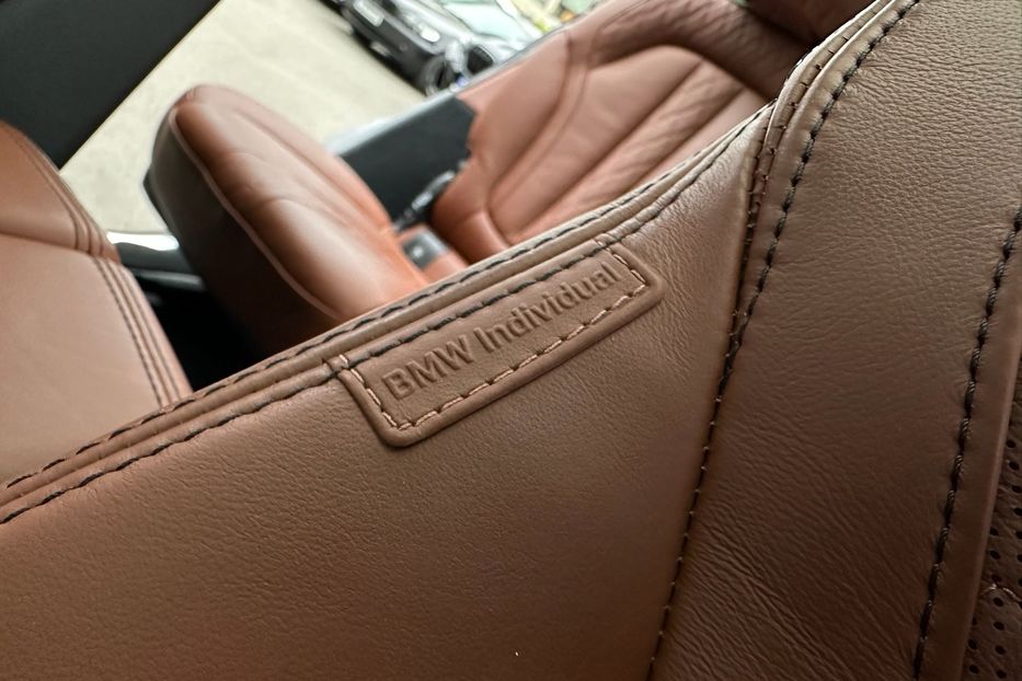 Продам BMW X7 30d M package  2020 года в Киеве