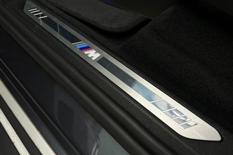 Продам BMW X7 30d M package  2020 года в Киеве