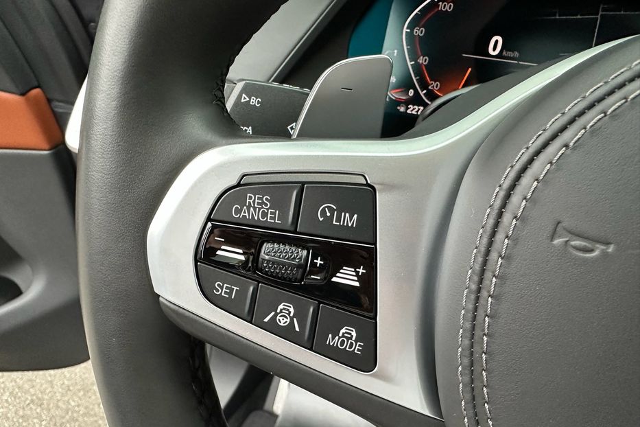 Продам BMW X7 30d M package  2020 года в Киеве
