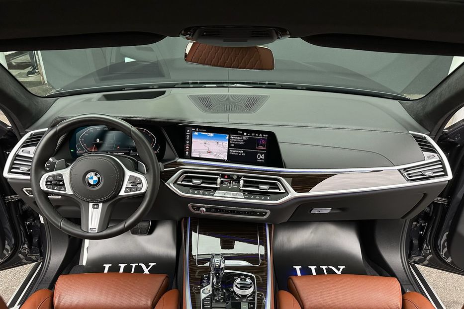 Продам BMW X7 30d M package  2020 года в Киеве