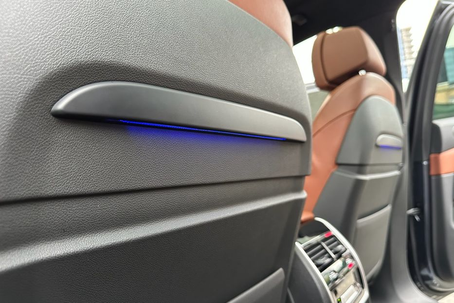 Продам BMW X7 30d M package  2020 года в Киеве