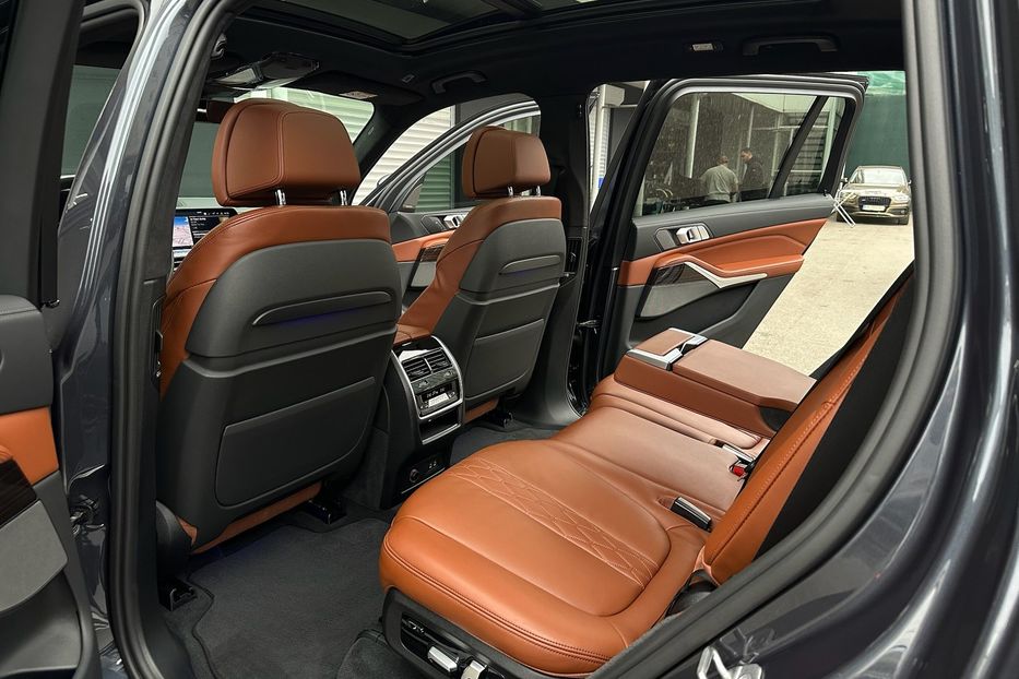 Продам BMW X7 30d M package  2020 года в Киеве