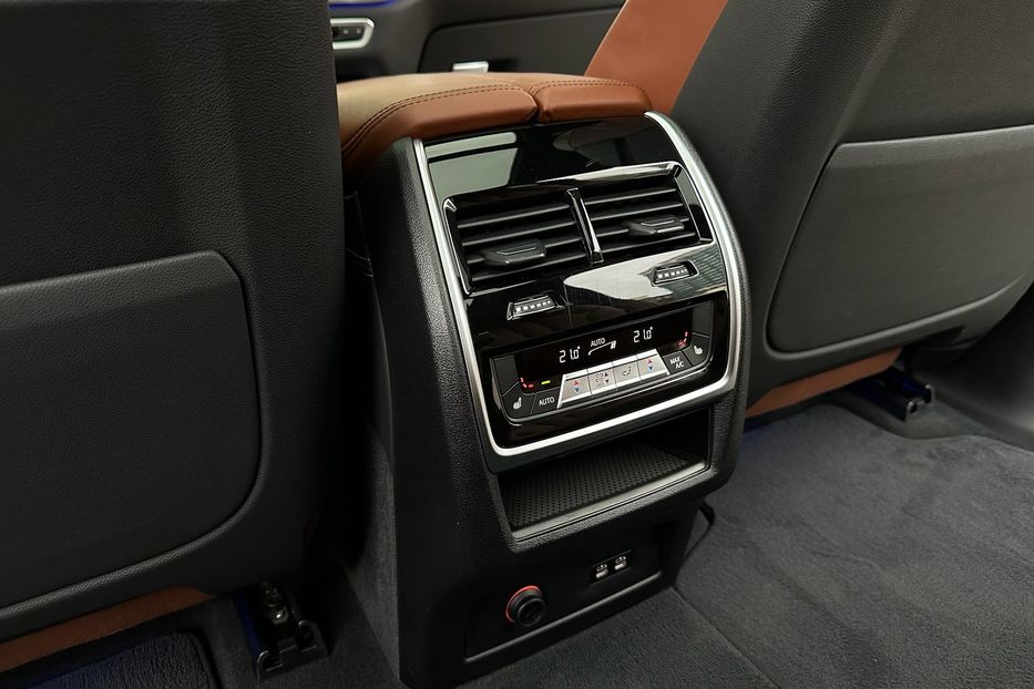 Продам BMW X7 30d M package  2020 года в Киеве
