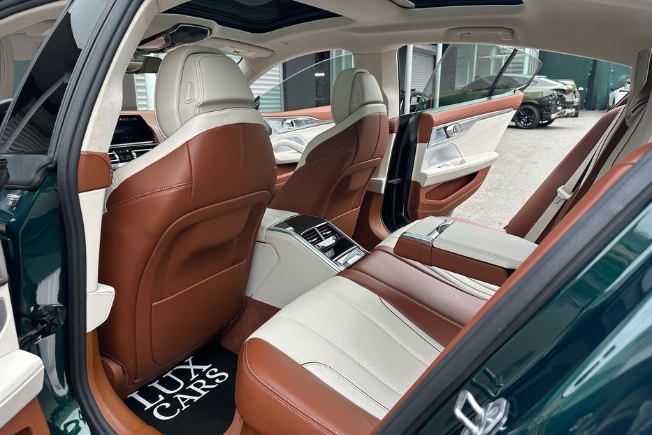 Продам BMW Alpina B8 Grand Coupe  2021 года в Киеве