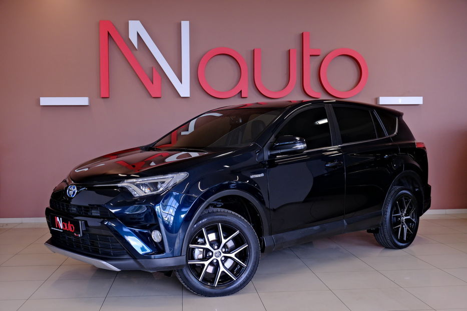 Продам Toyota Rav 4 Hybrid 2017 года в Одессе
