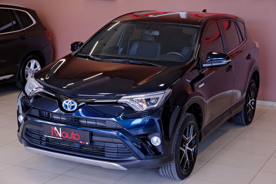 Продам Toyota Rav 4 Hybrid 2017 года в Одессе