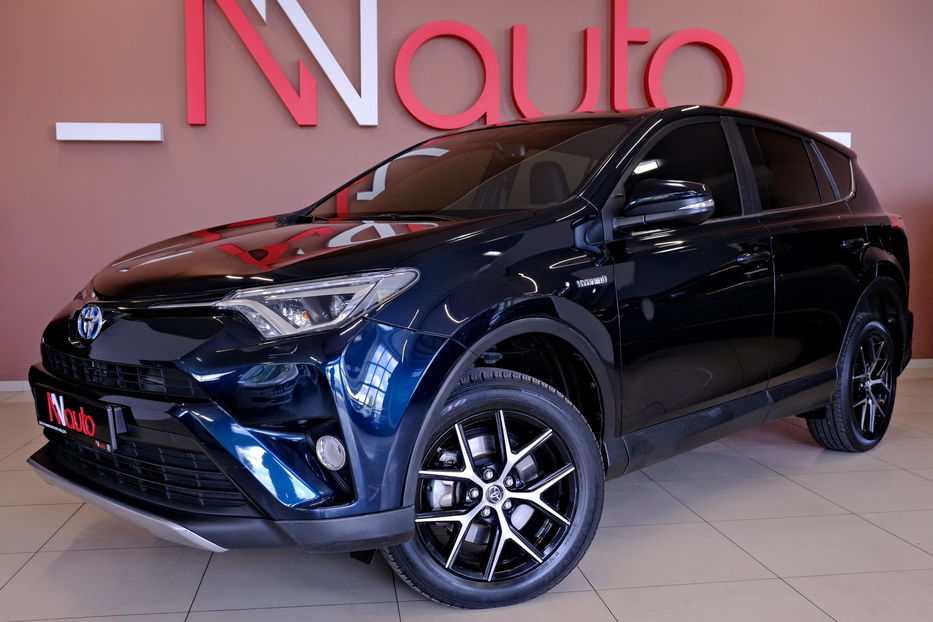 Продам Toyota Rav 4 Hybrid 2017 года в Одессе