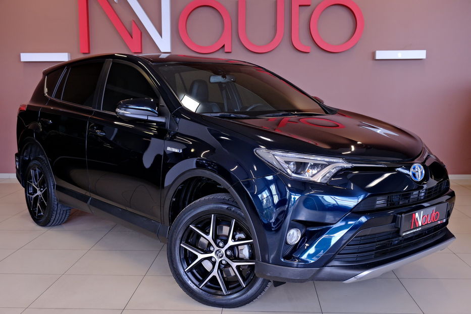 Продам Toyota Rav 4 Hybrid 2017 года в Одессе