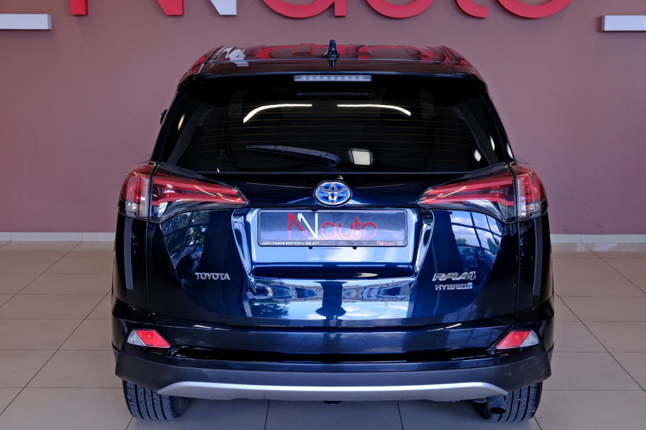 Продам Toyota Rav 4 Hybrid 2017 года в Одессе