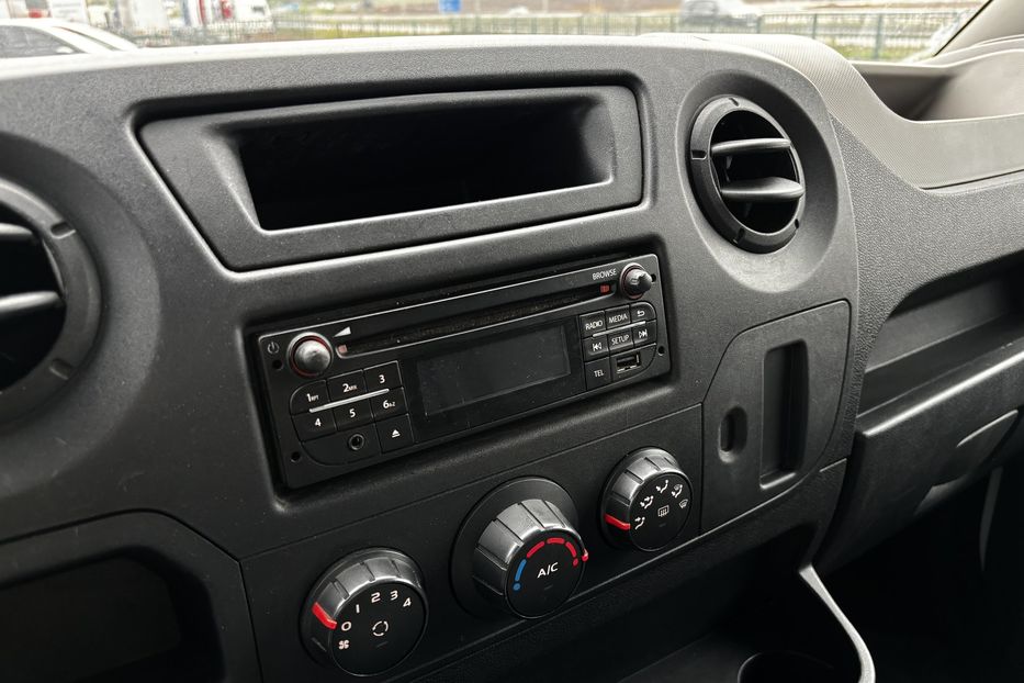 Продам Renault Master груз. COMIS 2016 года в г. Умань, Черкасская область