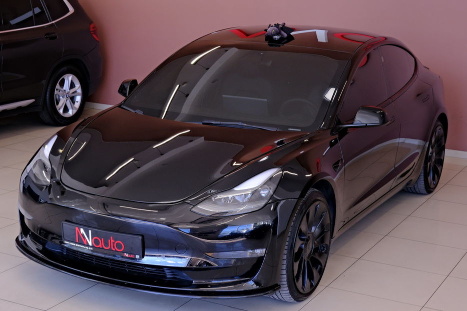 Продам Tesla Model 3 Performance Dual Motor 2023 года в Одессе