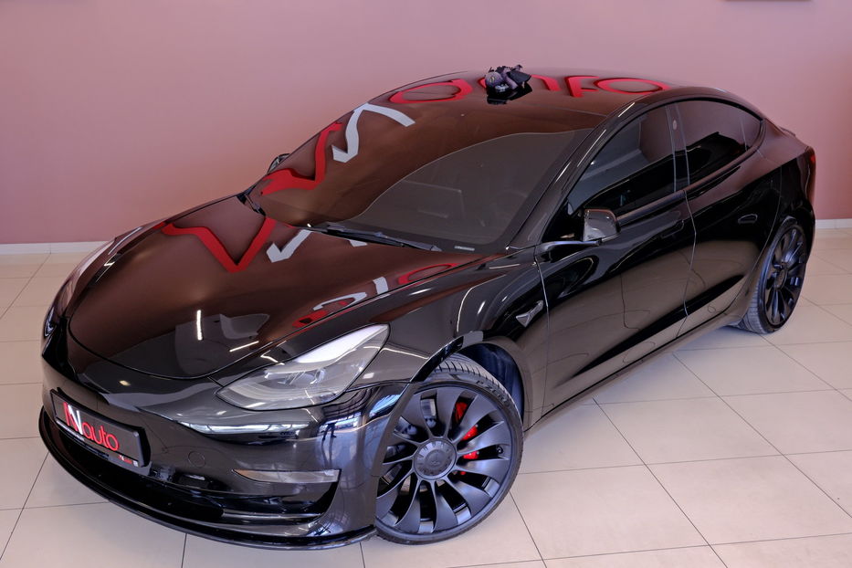 Продам Tesla Model 3 Performance Dual Motor 2023 года в Одессе