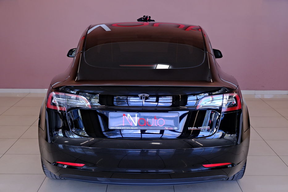 Продам Tesla Model 3 Performance Dual Motor 2023 года в Одессе