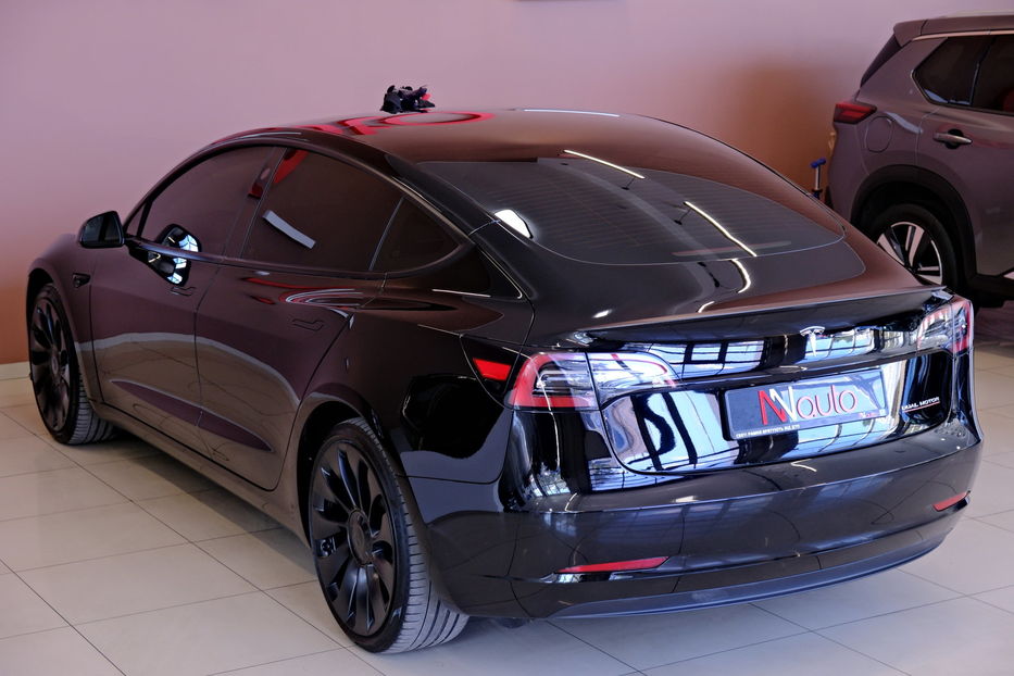 Продам Tesla Model 3 Performance Dual Motor 2023 года в Одессе
