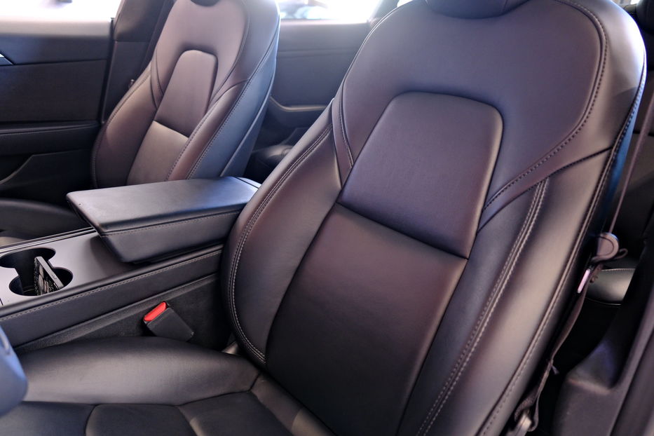 Продам Tesla Model 3 Performance Dual Motor 2023 года в Одессе