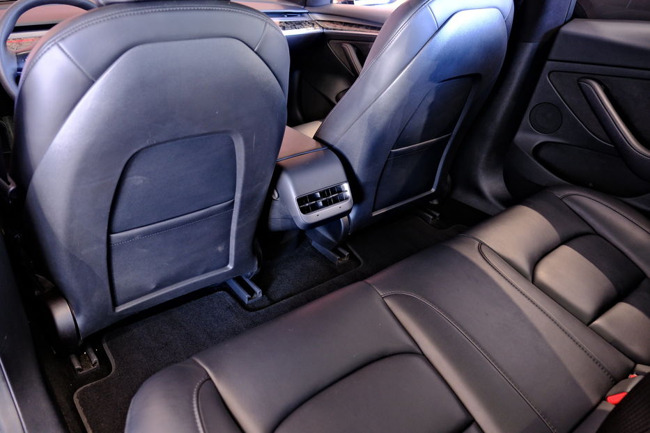 Продам Tesla Model 3 Performance Dual Motor 2023 года в Одессе