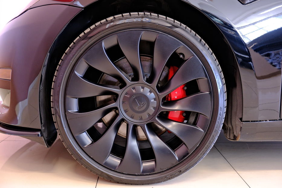 Продам Tesla Model 3 Performance Dual Motor 2023 года в Одессе