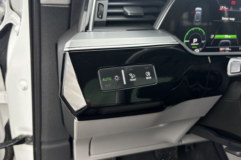 Продам Audi E-Tron 2021 года в Львове