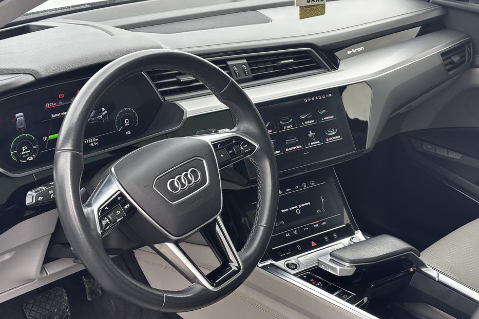 Продам Audi E-Tron 2021 года в Львове