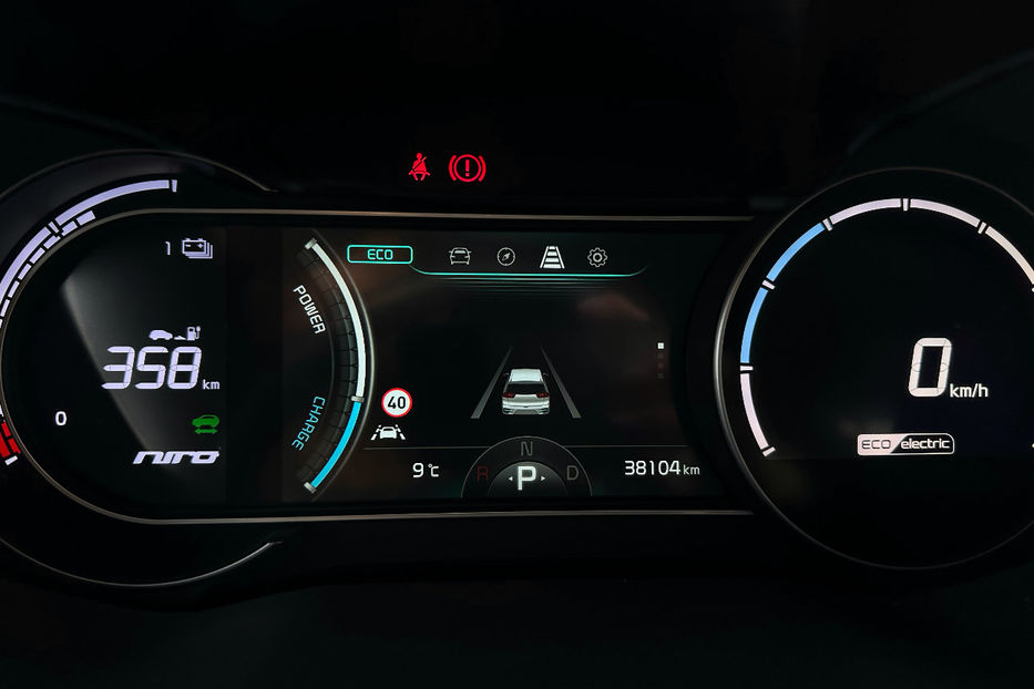 Продам Kia Niro Kia Niro 64 кВт Макс. комплект 2022 года в Львове