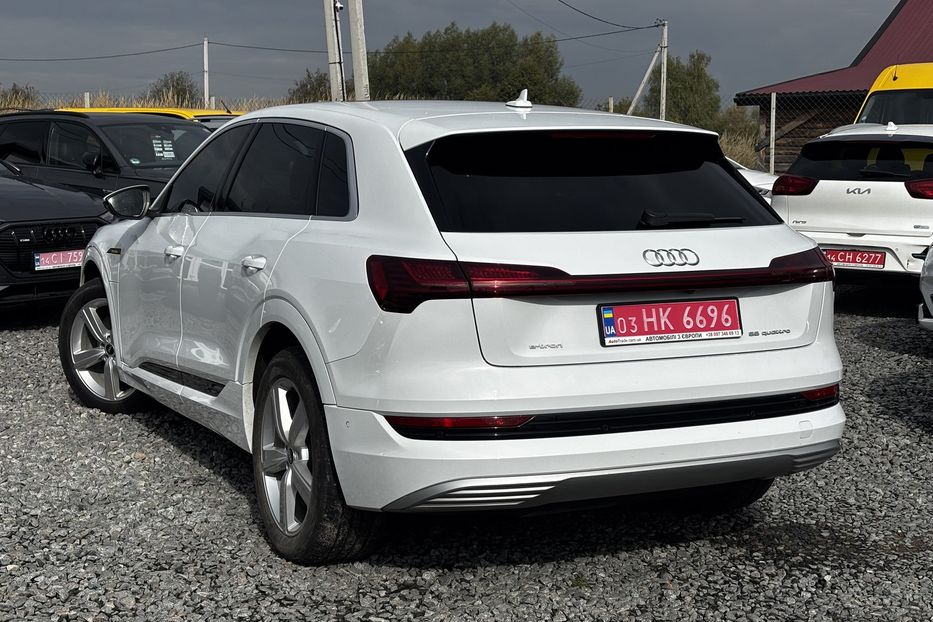 Продам Audi E-Tron 2021 года в Львове