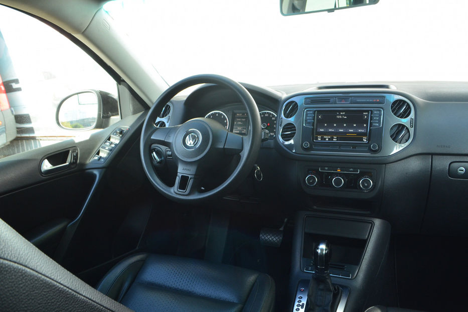 Продам Volkswagen Tiguan 2012 года в Киеве