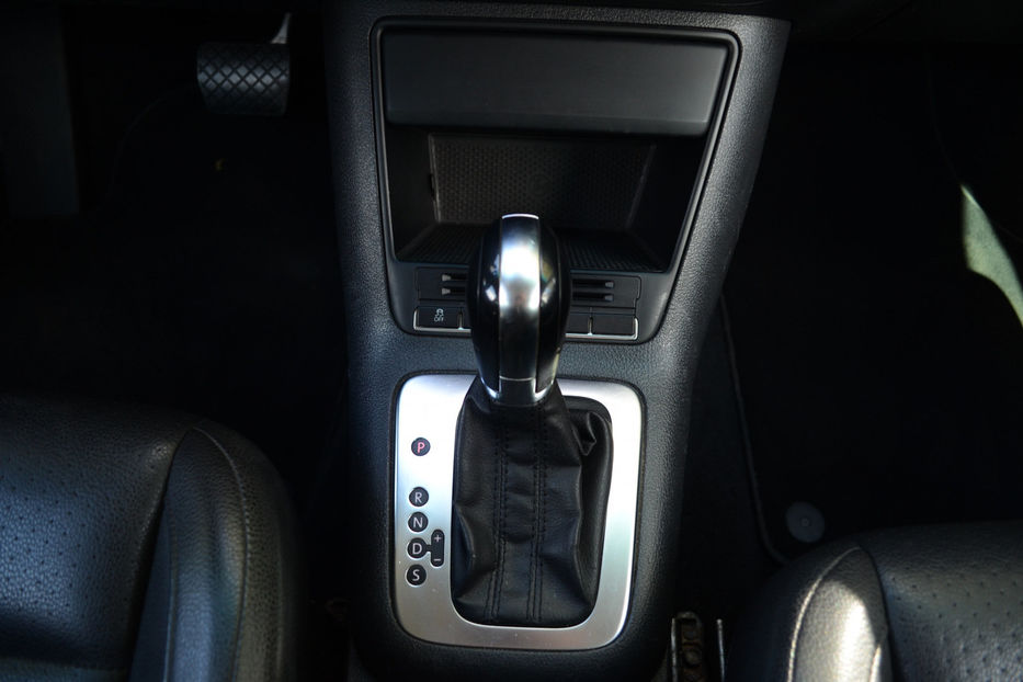Продам Volkswagen Tiguan 2012 года в Киеве