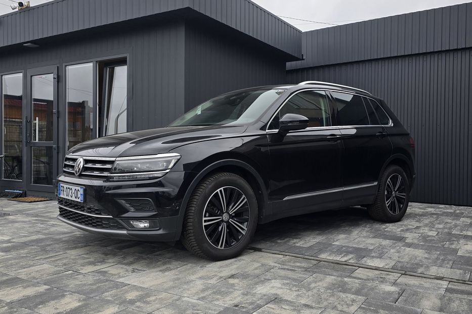 Продам Volkswagen Tiguan HL Exclusive v4013 2020 года в Луцке