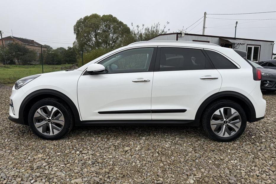 Продам Kia Niro 64 кВт. Макс. комплектація 2021 года в Львове