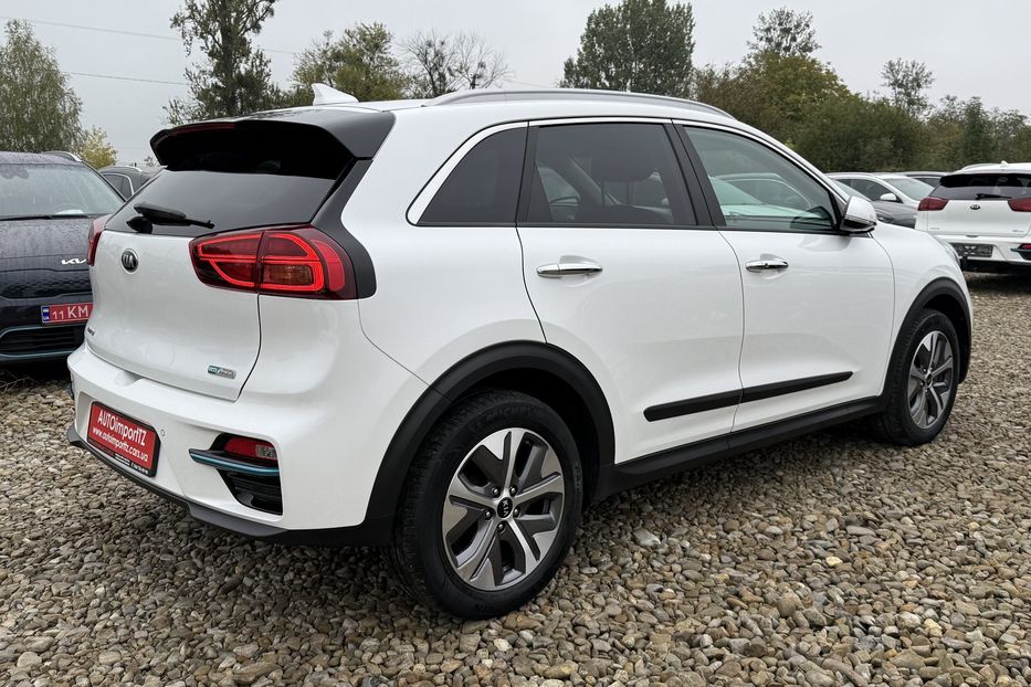 Продам Kia Niro 64 кВт. Макс. комплектація 2021 года в Львове