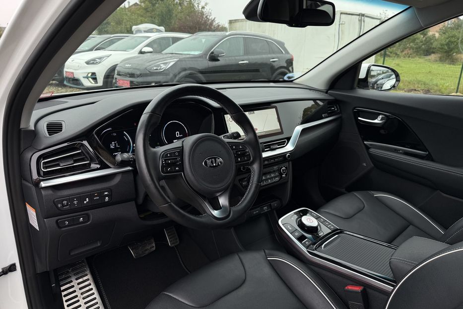 Продам Kia Niro 64 кВт. Макс. комплектація 2021 года в Львове